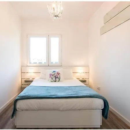 Bright By The - By Coh * Cruz Quebrada